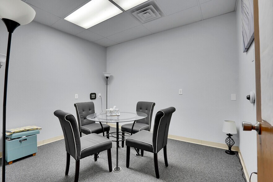 More Photos Of 330 Park Ave, Fort Lupton Office For Lease