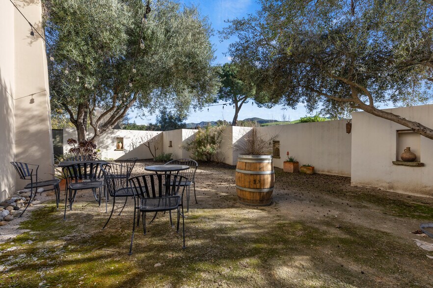 More Photos Of 6855 Santa Rosa Rd, Buellton Specialty For Sale