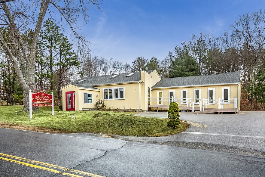 Primary Photo Of 11 Garden Rd, Plaistow Medical For Lease