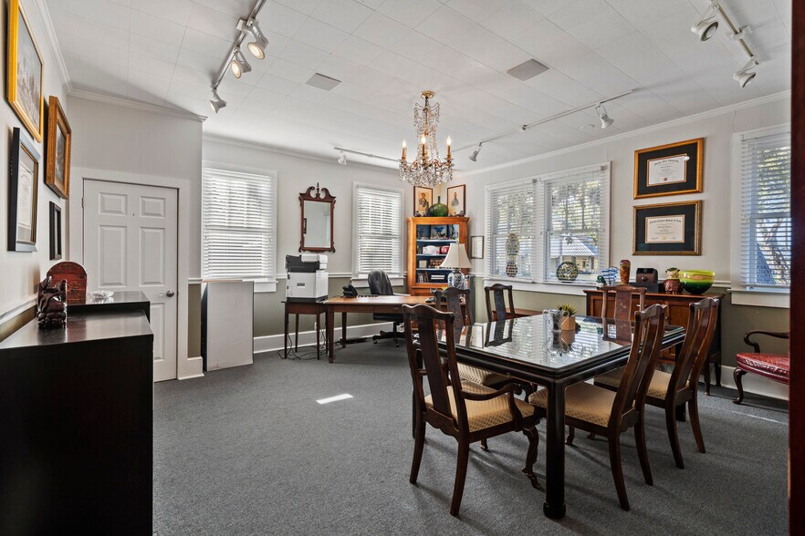 More Photos Of 19 Riberia St, Saint Augustine Office For Sale