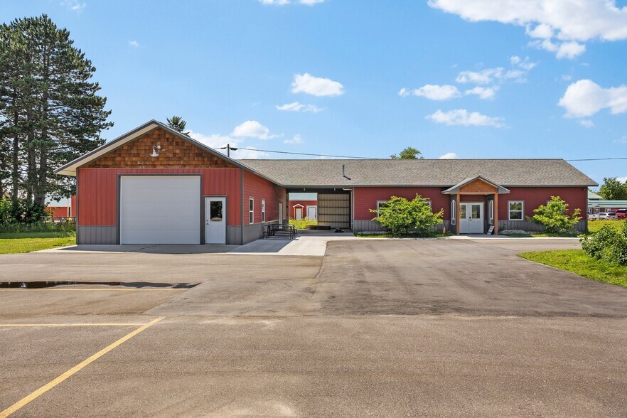 More Photos Of , Gaylord Unknown For Sale