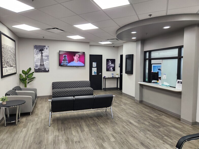 More Photos Of 2895 Lewis Ln, Paris Medical For Sale