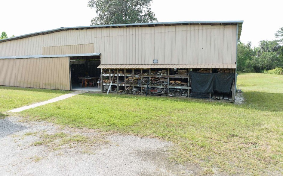 More Photos Of 11973 SE County Road 132, Jasper Office Residential For Sale