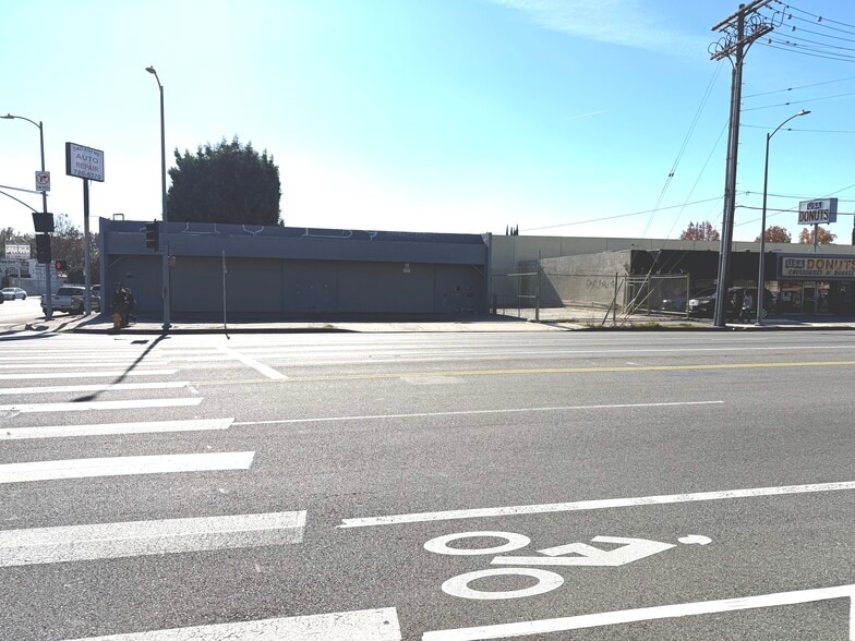 Primary Photo Of 13300 Burbank Blvd, Van Nuys Auto Repair For Sale