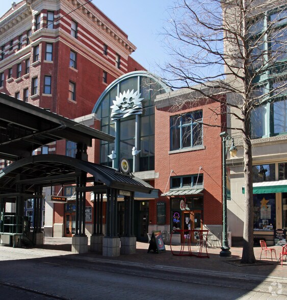 More Photos Of 135 S Main St, Memphis Apartments For Lease