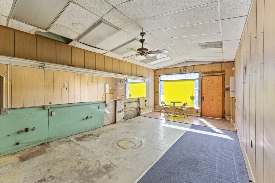 More Photos Of 421 E Santa Clara St, San Jose Storefront Retail Office For Sale