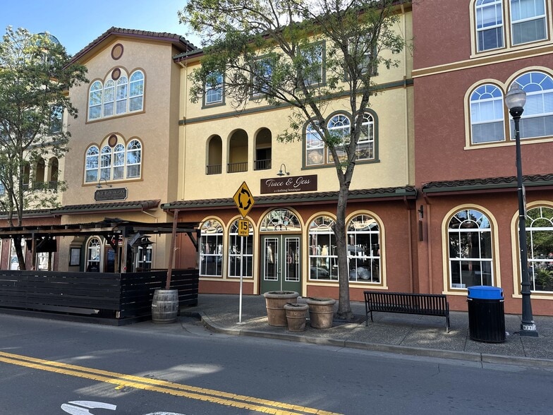 Primary Photo Of 9057-9061 Windsor Rd, Windsor General Retail For Sale