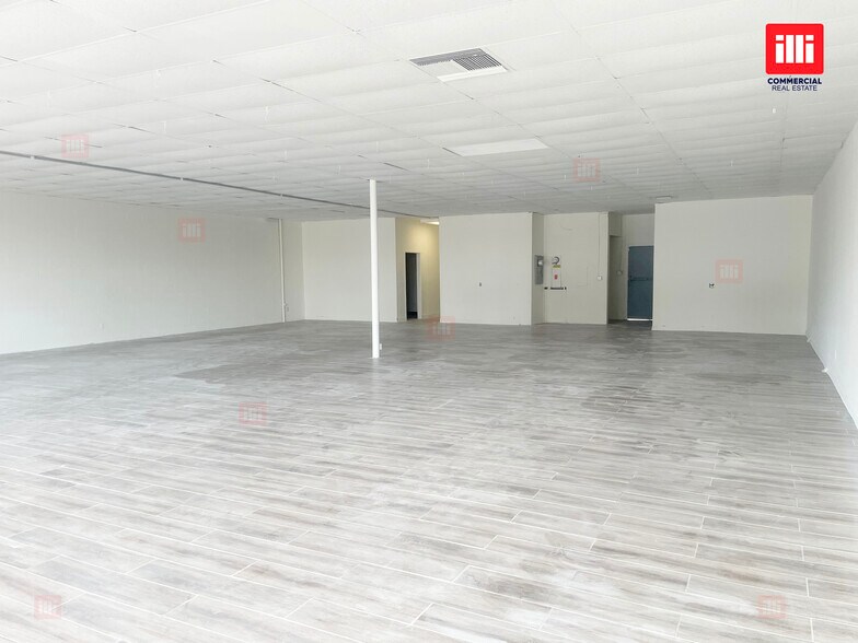 More Photos Of 4833-4917 S Rose Ave, Oxnard Supermarket For Sale