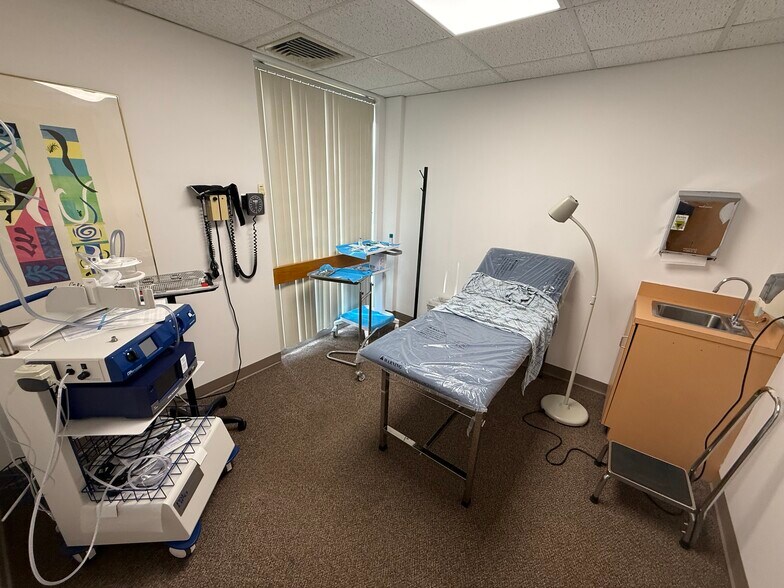 More Photos Of 67 Union St, Natick Medical For Sale