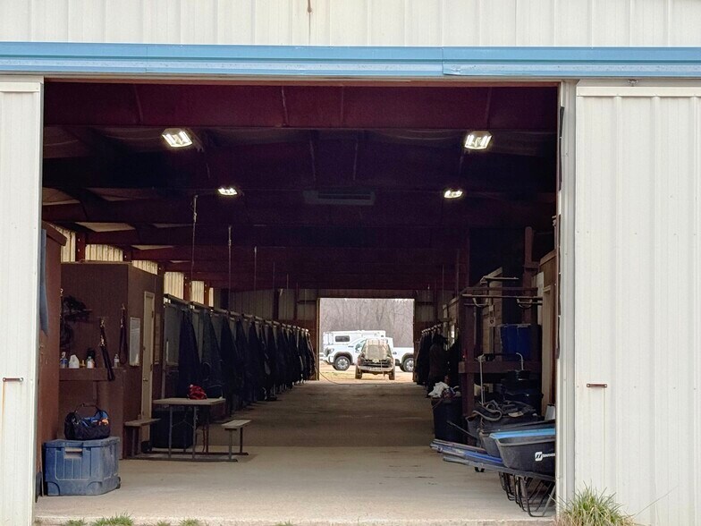 More Photos Of 12310 Gammon rd, Providence Horse Stables For Sale