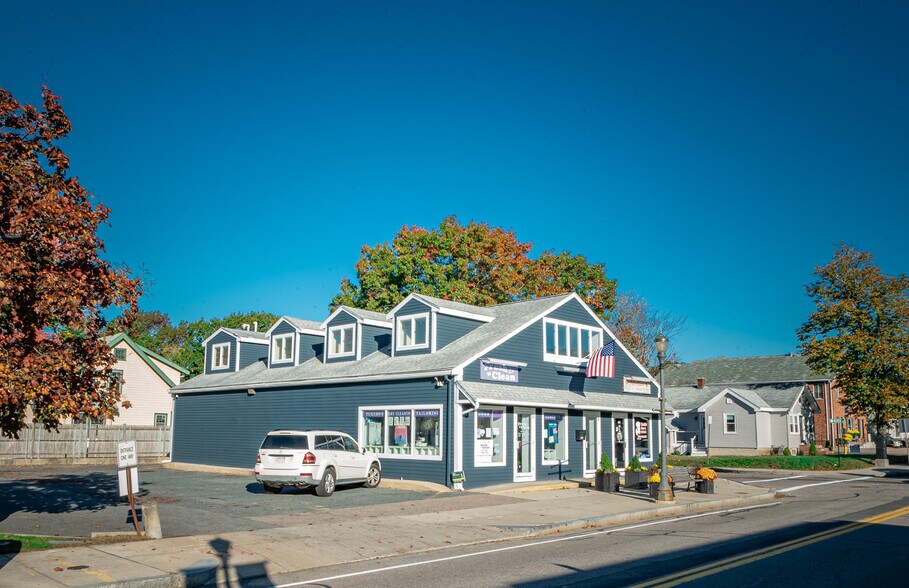 More Photos Of 317 Chestnut St, Needham Freestanding For Sale