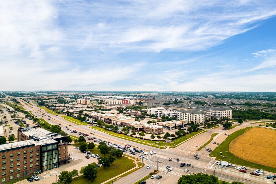 More Photos Of 8240 Preston Rd, Plano Unknown For Lease