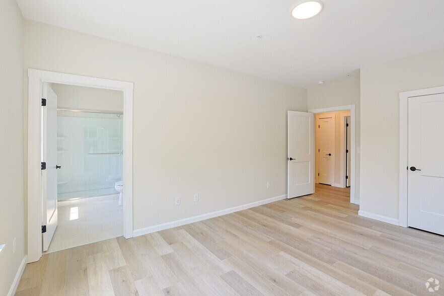 More Photos Of 90 Shrewsbury St, Boylston Apartments For Lease