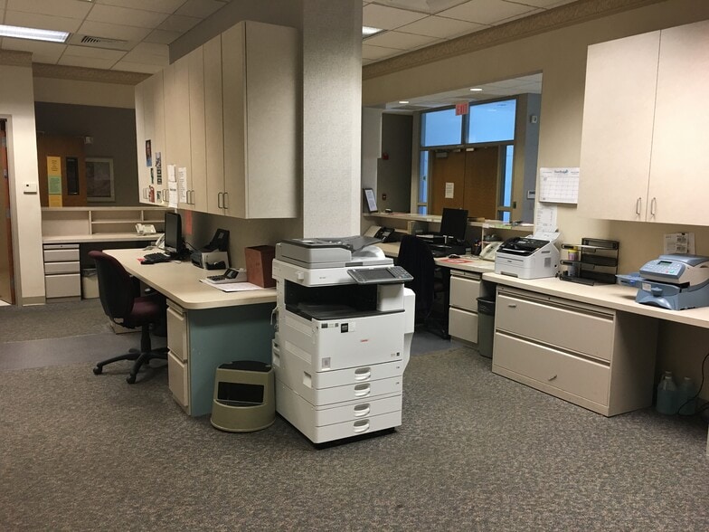 More Photos Of 900 NW 17th Ave, Delray Beach Medical For Sale