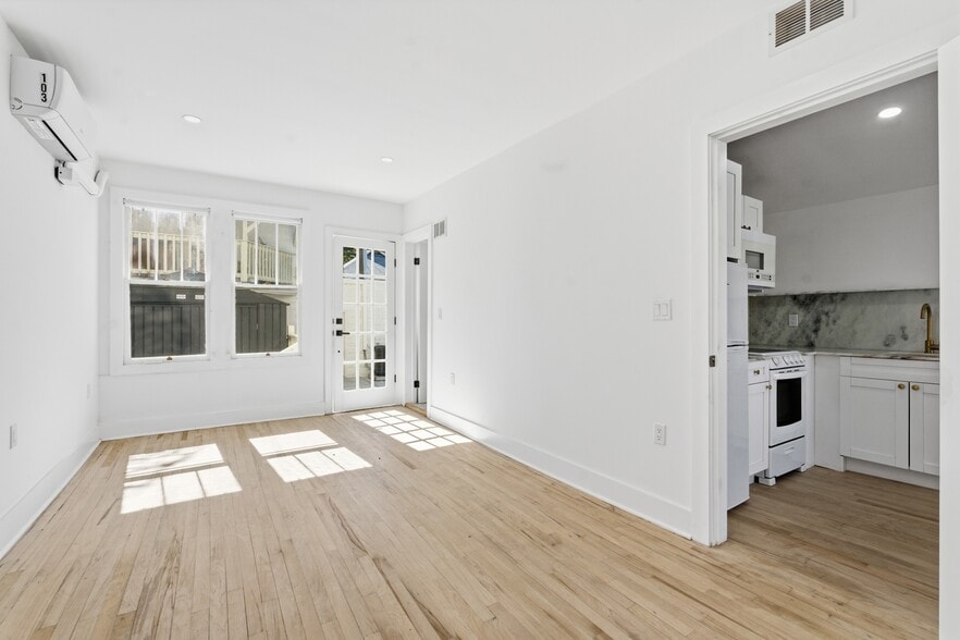 More Photos Of 326 6th Ave N, Saint Petersburg Apartments For Sale