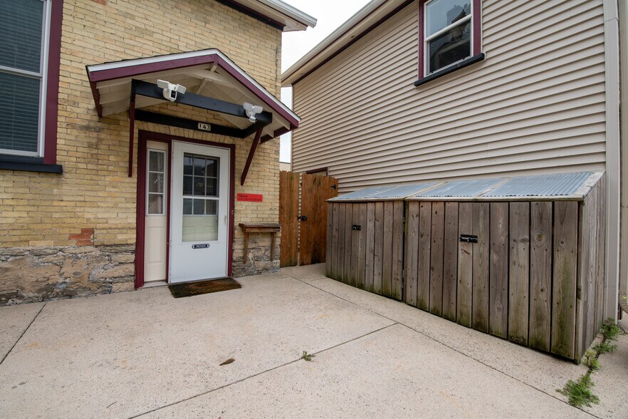More Photos Of 143 Church Ave, Oshkosh Hospitality For Sale