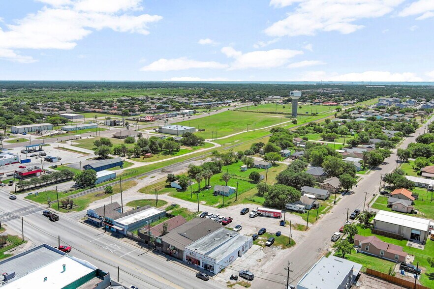 More Photos Of 2814 Main St, Ingleside Storefront For Sale