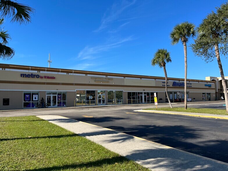 More Photos Of 108-288 N Nova Rd, Daytona Beach Unknown For Lease