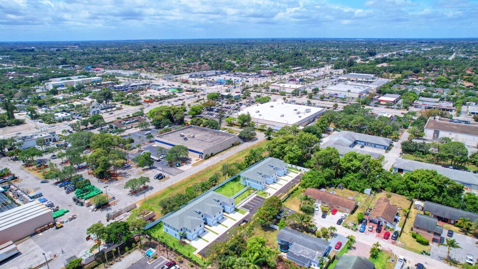 More Photos Of 3871 Patio Ct, Lake Worth Apartments For Sale