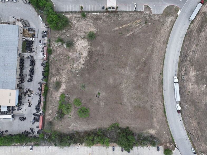 More Photos Of Verde Parkway, Schertz Land For Sale