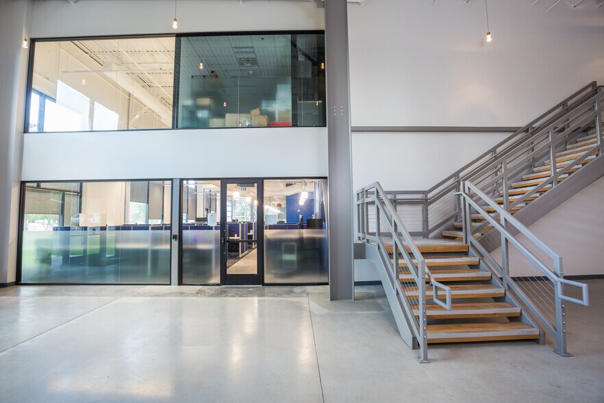 More Photos Of 4001 W Parmer Ln, Austin Office For Lease