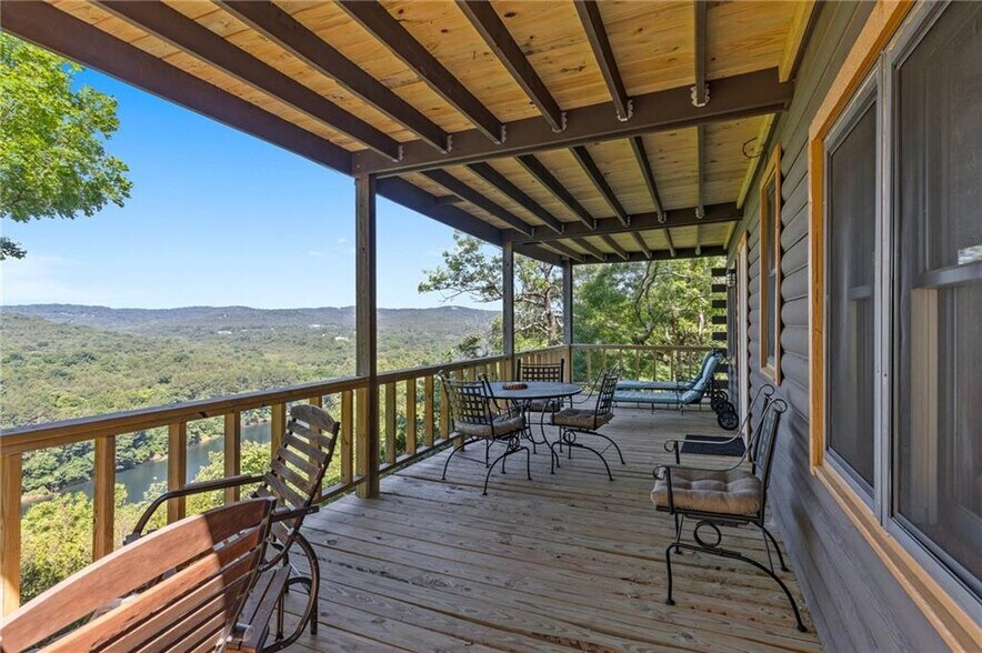 More Photos Of 755 County Road 210, Eureka Springs Hotel For Sale