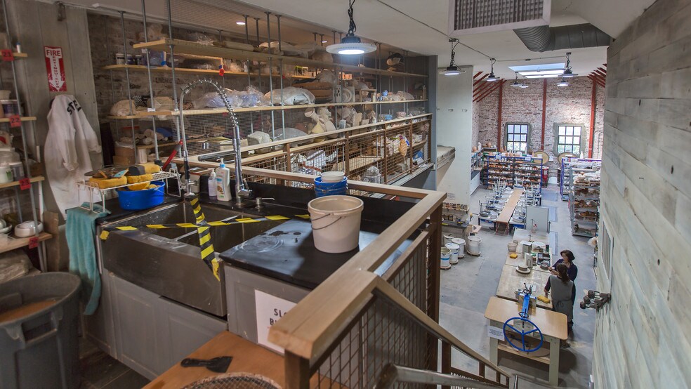 More Photos Of 1616-1618 Pacific Ave, San Francisco Office Residential For Lease