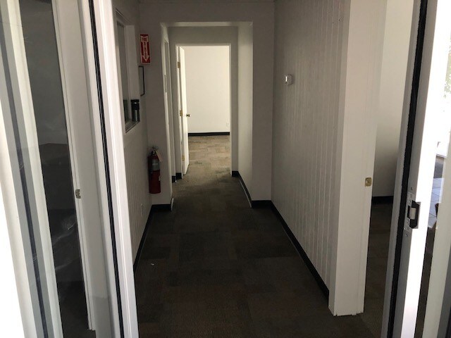 More Photos Of 108 McNutt Rd, Hutto Warehouse For Lease