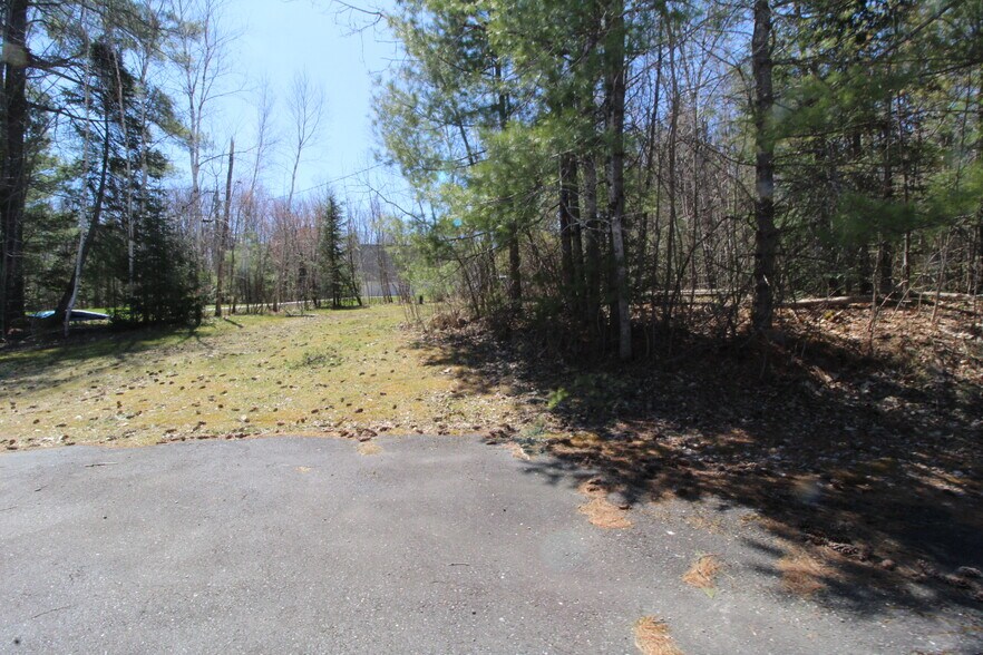 More Photos Of 20 Estes Ave, Palmyra Auto Dealership For Sale