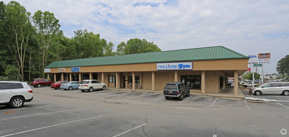 More Photos Of 2005 N Beltline Blvd, Columbia Storefront For Lease