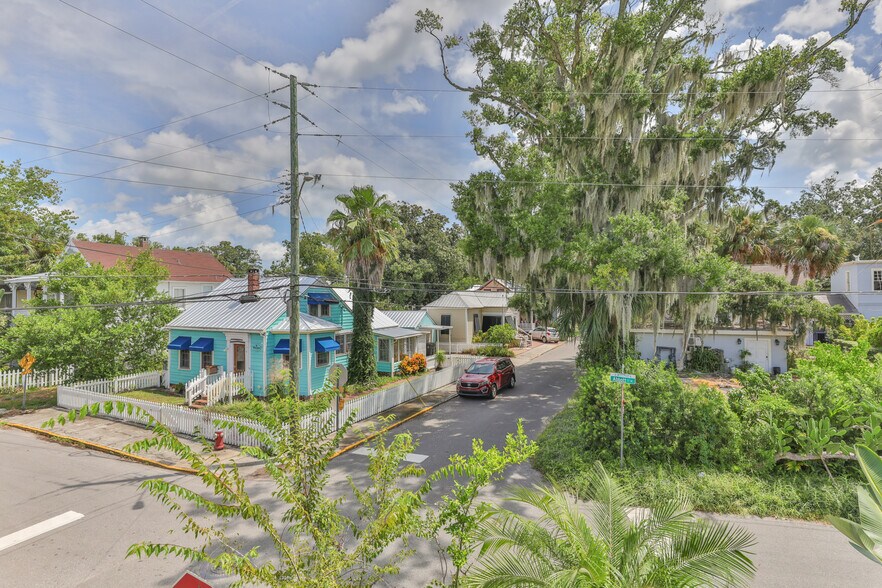 More Photos Of 40 Abbott St, Saint Augustine Flex For Sale
