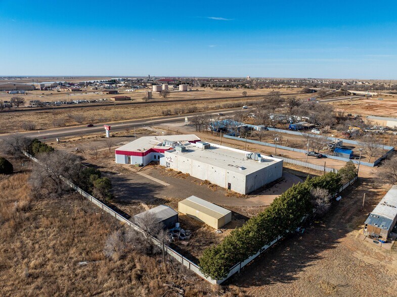 More Photos Of 1656 US Hwy 60/84, Clovis General Retail For Sale