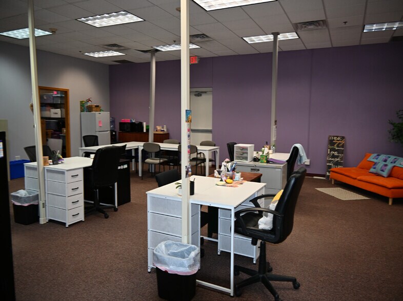 More Photos Of 501-527 Highway 25, Monticello Storefront Retail Office For Lease