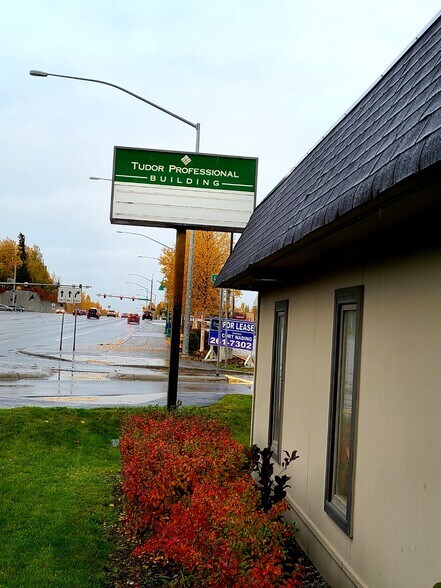 More Photos Of 4325 Laurel St, Anchorage Coworking Space