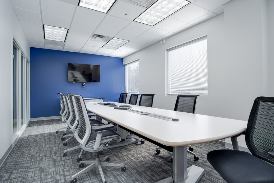 More Photos Of 7118 Geoffrey Way, Frederick Warehouse For Lease