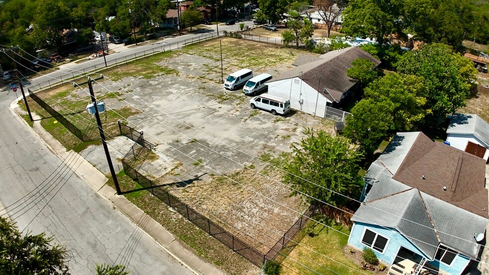 More Photos Of 507 E Mayfield Blvd, San Antonio Religious Facility For Sale