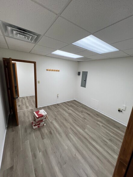 More Photos Of 316 Knox Rd, Knoxville Medical For Lease