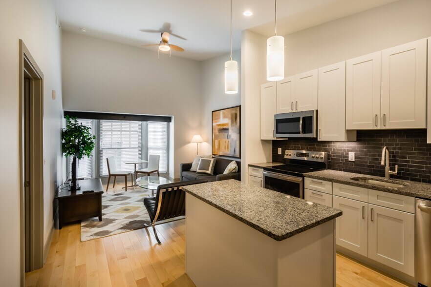 More Photos Of 106 S 11th St, Philadelphia Apartments For Lease