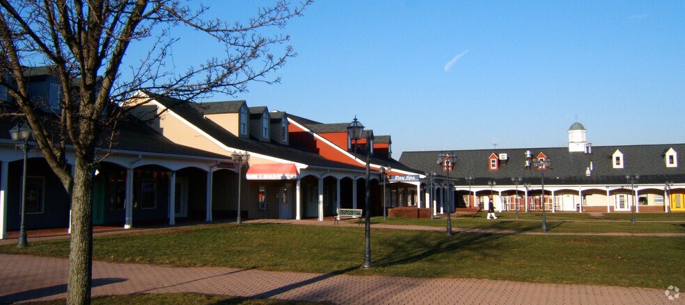 More Photos Of 570-600 Piermont Rd, Closter Fast Food For Lease