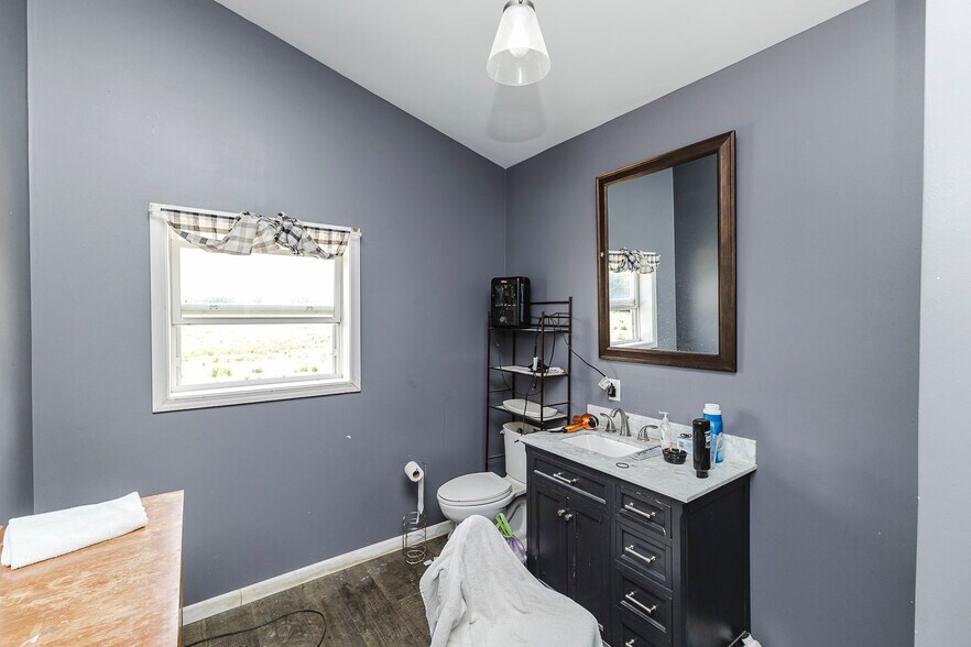 More Photos Of 1663 Georgia Rd, Humboldt Specialty For Sale