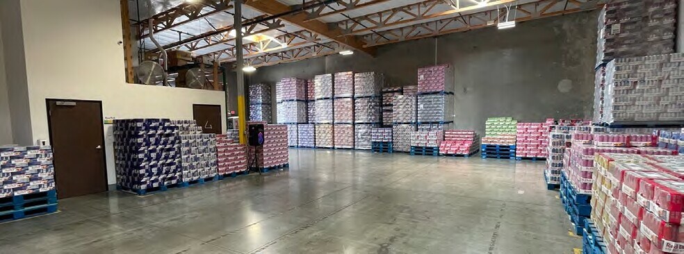 More Photos Of 30802 Wealth St, Murrieta Warehouse For Lease