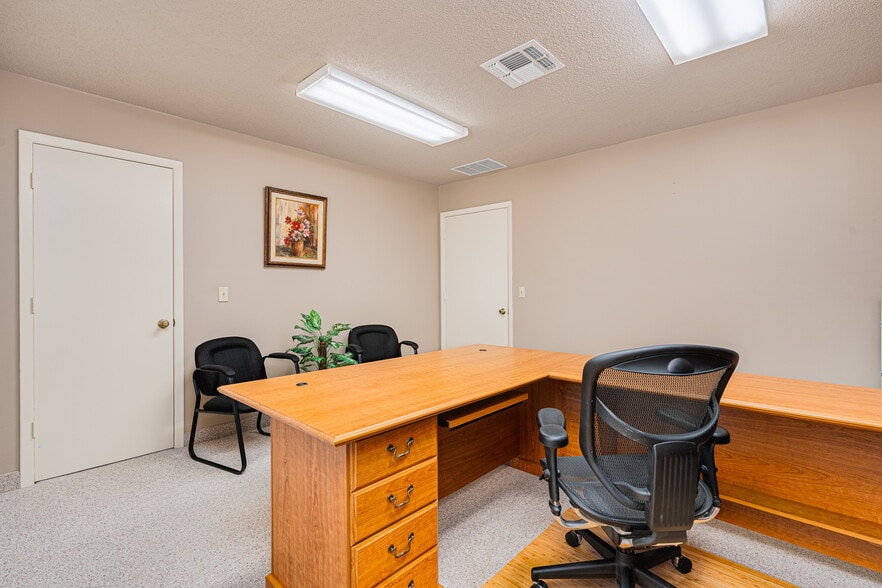 More Photos Of 555 W Granada Blvd, Ormond Beach Medical For Sale