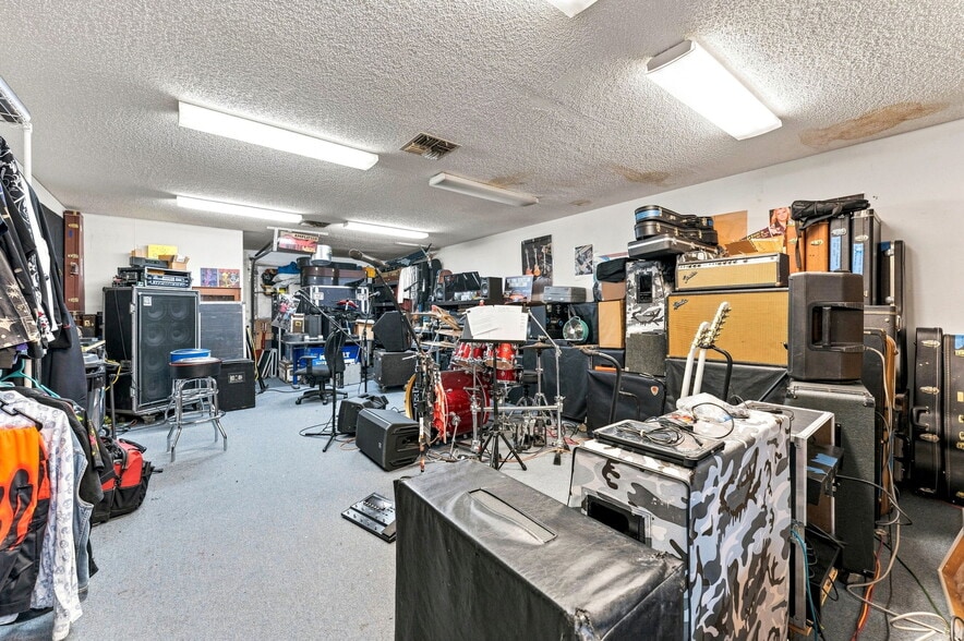 More Photos Of 4669 73rd Ave, Pinellas Park Office For Sale