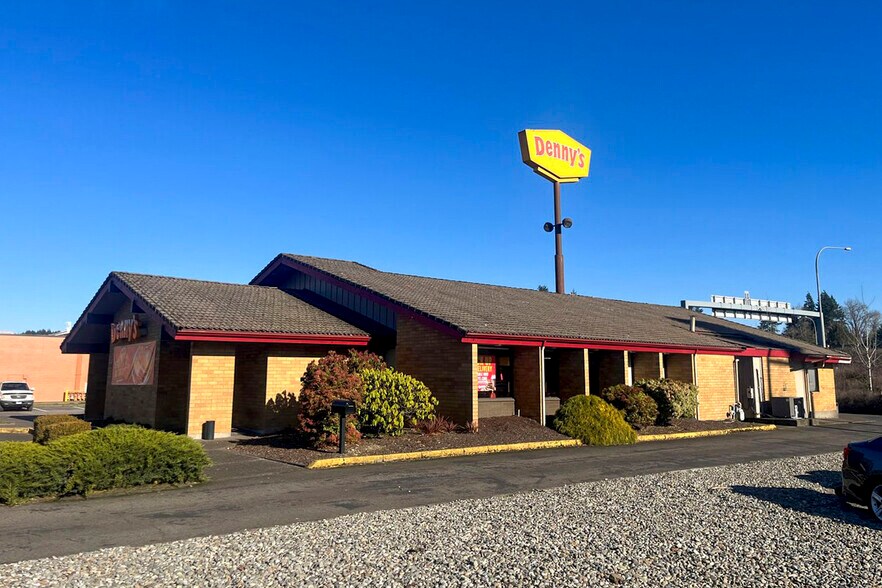Primary Photo Of 1052A Harrison Ave, Centralia General Retail For Lease