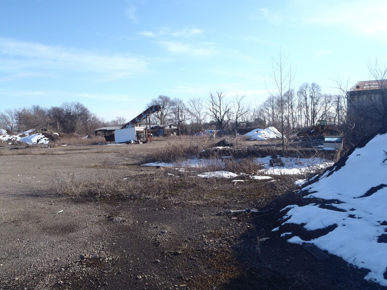 More Photos Of 2601 Van Dyke Rd, Newport Land For Sale