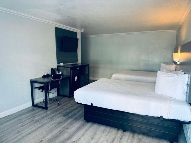 More Photos Of 2127 Inyo St, Fresno Hotel For Sale