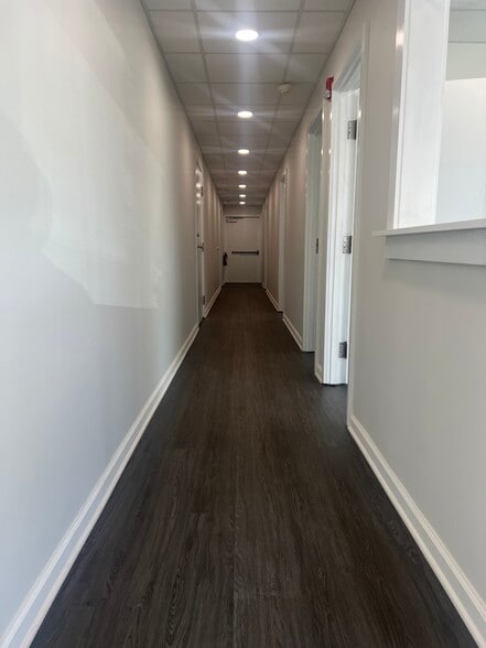 More Photos Of 290 Madison Ave, Morristown Medical For Lease