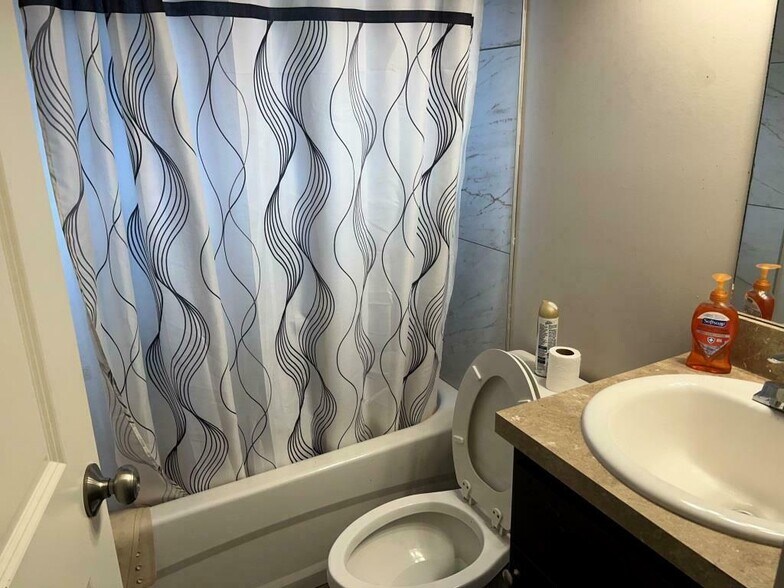 More Photos Of 3751 Martin Luther King Jr Dr SW, Atlanta Apartments For Sale