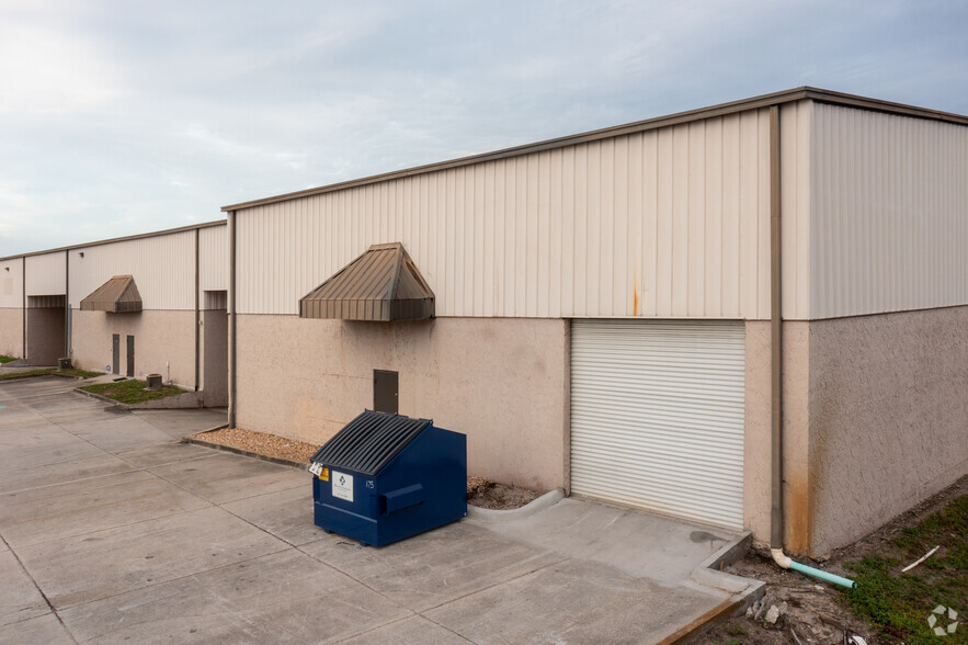 Primary Photo Of 225 Pineda St, Longwood Warehouse For Lease