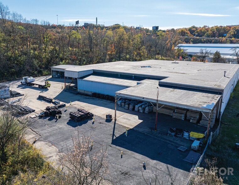 More Photos Of 6000 Scott Rd, Coraopolis Warehouse For Sale